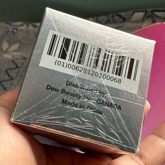 Hyaluronic Oat Milk Oil Makeup Remover - Picture 5 of 5